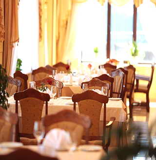 Ресторан гостиницы Гранд Петтине в Одессе