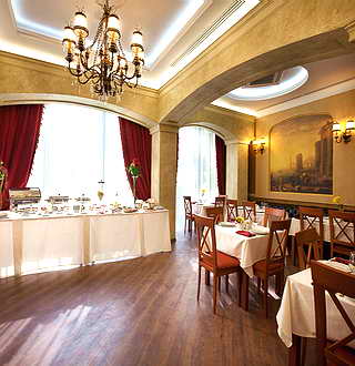 Ресторан отеля Александровский в Одессе