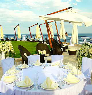 Терраса, ресторан с видом на море