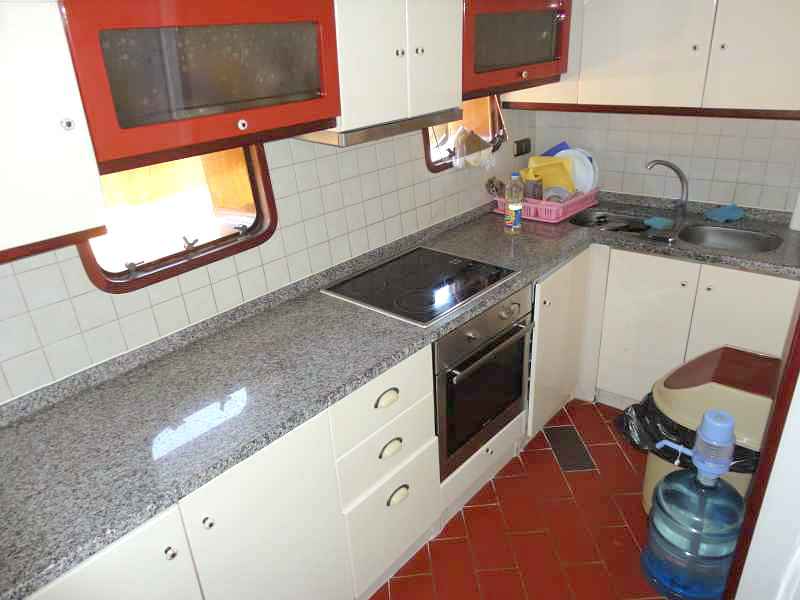 ����� ������ ������� ���� � ������ �������� �� ���� � ������