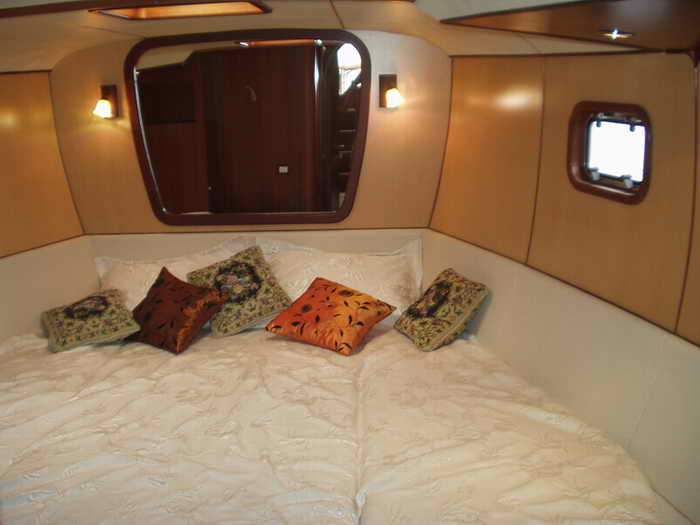 ������� 50 ������ ������� ���� � ������ �������� �� ���� � ������