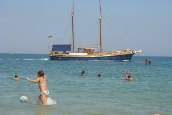 Аренда яхты для большой компании в Одессе яхта Танго